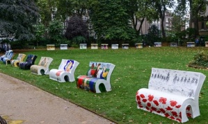 Book-benches-in-London-010